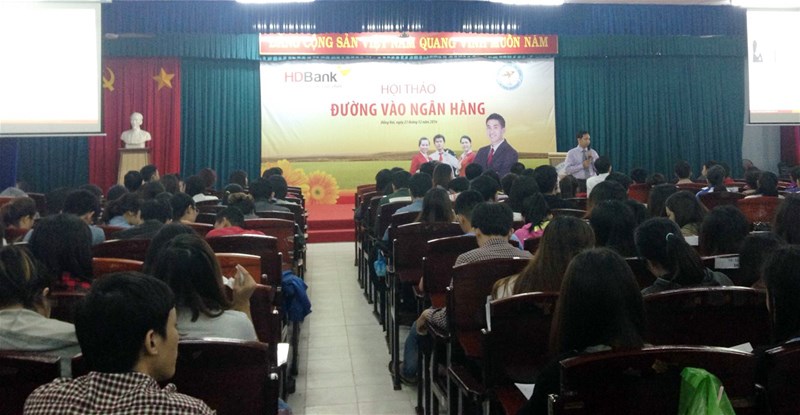 “Đường vào Ngân hàng” của sinh viên LHU