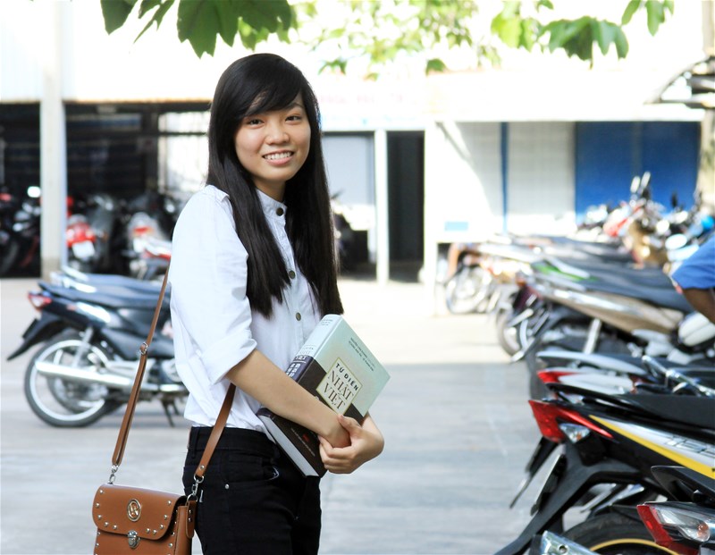 Thủ Khoa đại học - Nguyễn Tường Vy